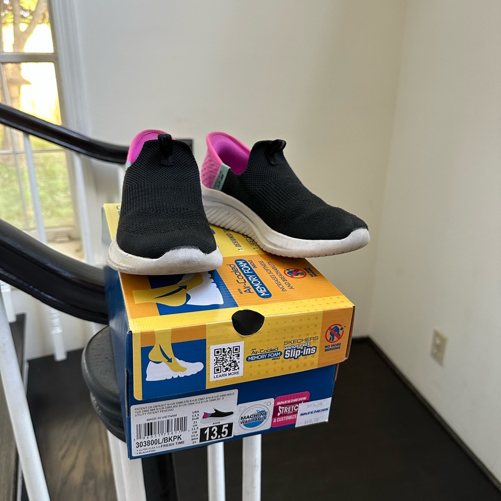 Skechers Slip-ins Sneakers Size 13.5